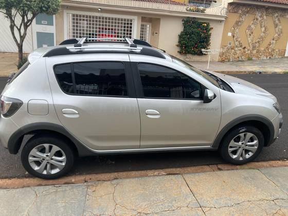 RENAULT SANDERO 1.6 16V SCE FLEX STEPWAY DYNAMIQUE MANUAL RENAULT SANDERO 1.6 16V SCE FLEX STEPWAY DYNAMIQUE MANUAL